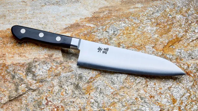 Santoku Ashi Ginga de 180 mm à manche noir