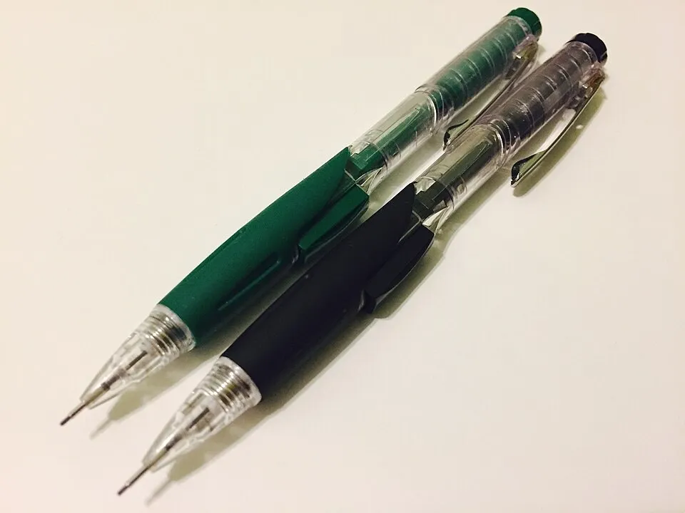 Due portamine Pentel con impugnatura morbida