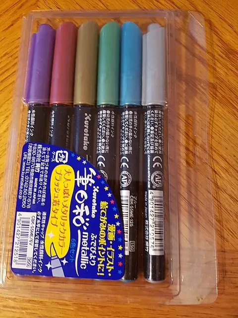 Confezione di brush pen metallizzate Kuretake