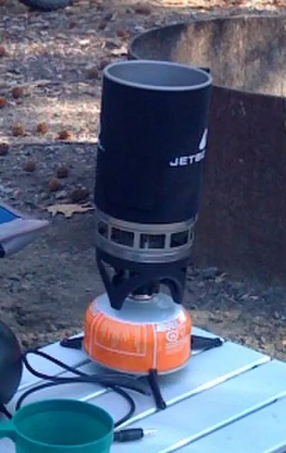 Sistema di cottura Jetboil con cartuccia del gas e pentolino